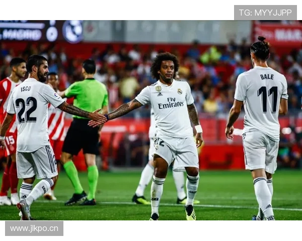 姆巴佩 vs 维尼修斯：新王之争与战术角色差异