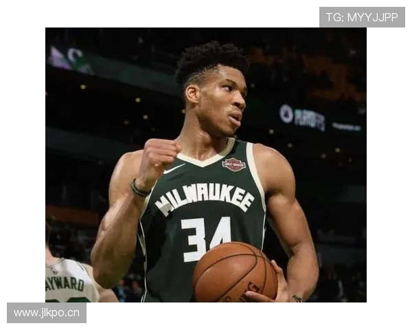 字母哥家车库停的不是车，是奖杯堆成的山