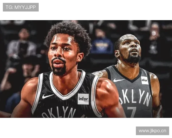 切尔西陷入危机：战术混乱与球星矛盾如何成为豪门崩溃的关键？