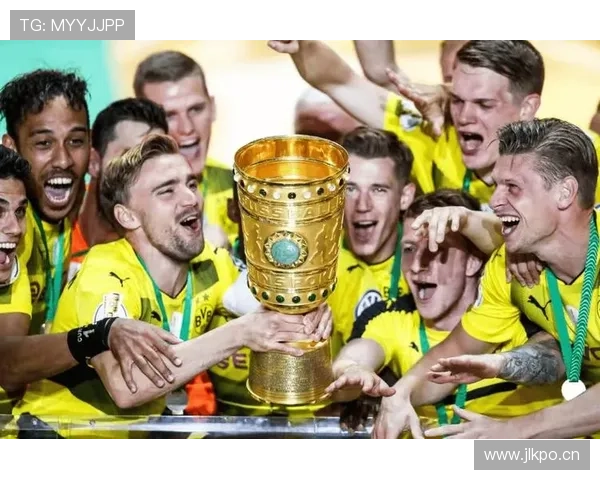 多特蒙德攻防转换问题：影响赛季竞争力的关键因素显现